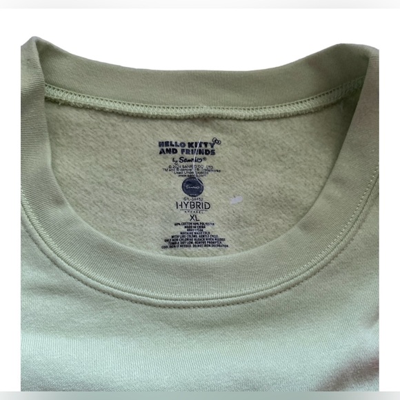 Hello Kitty AND FRIENDS Sweater XL sizes regular, and M , and L, - Picture 5 of 5